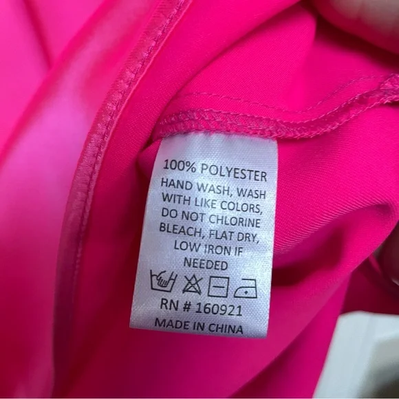 S’edge Sedge Apparel Astor Top Fray Neck Neon Pink Women’s Medium NEW WITH TAGS - Picture 3 of 4